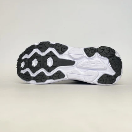 کفش ورزشی هوکا چلنجر 7 مشکی زیر سفید