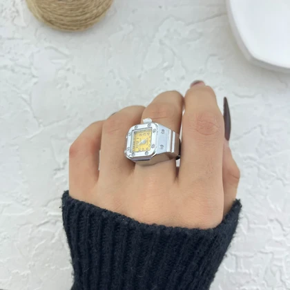 انگشتر طرح ساعت با صفحه رنگی