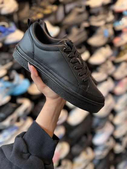 ونس مردانه برشکا