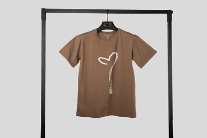 تیشرت زنانه سوپرنخ مدل رژلب