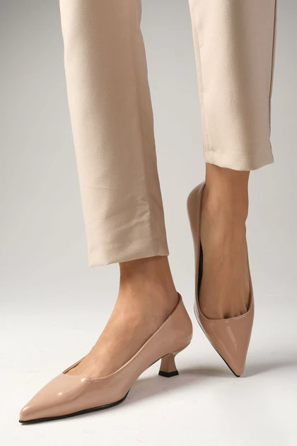 کفش پاشنه‌بلند کلاسیک زنانه میوگوستو mio-gusto