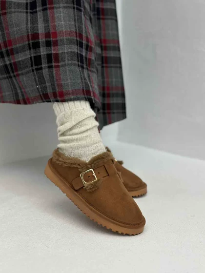 UGG سگک دار
