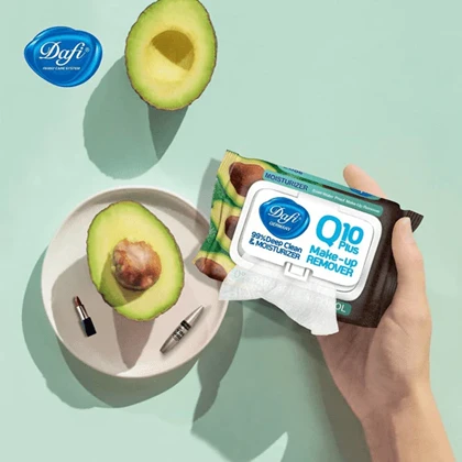 دستمال مرطوب پاک کننده آرایش دافی مدل Q10 آووکادو 50 عددی