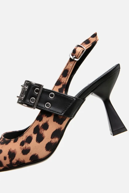 کفش پاشنه‌دار yaya-by-hotic yaya-by-hotic