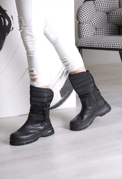 بوت زنانه شمعی رابین 8140