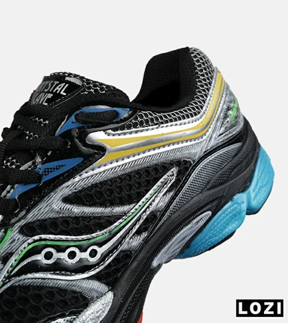 کفش کتانی مردانه و زنانه مشکی طوسی Saucony pro grid omni 8 مدل 8891
