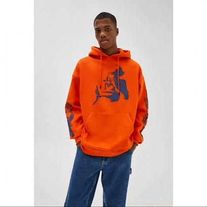 هودی انیمه، ضخیم و گرم بالا از pull & bear کد 237