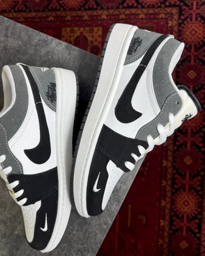 کتانی جردن وان استاسی