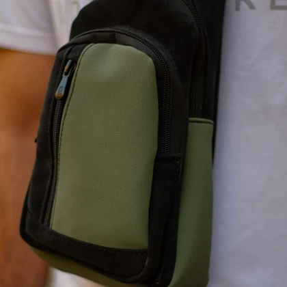 بادی بگ مشکی سبز چرمی کد K165