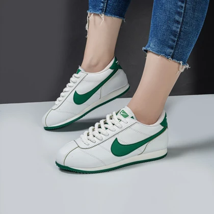 کفش و کتانی زنانه و دخترانه مدل نایک NIKE رنگ سفید فسفری کد 41266