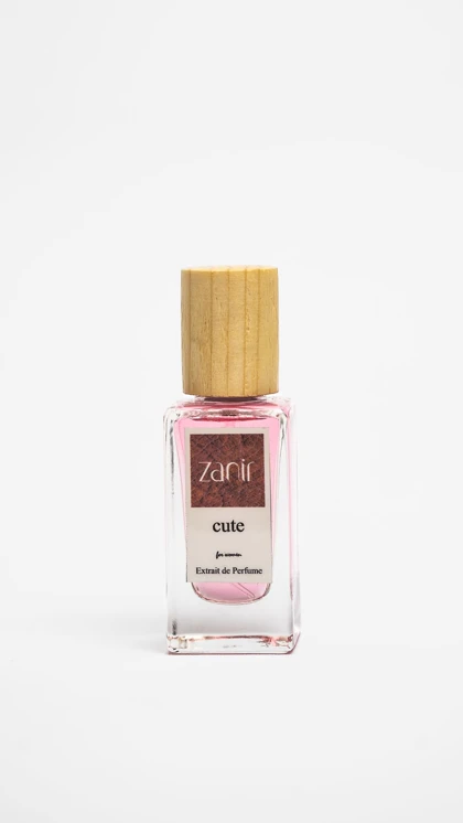 عطر زنانه کیوت زنیر