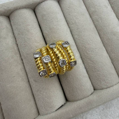 انگشتر پهن مربع دار جواهری