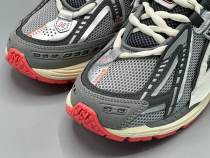 کتانی نیوبالانس 1906 ای طوسی کرم قرمز/New Balance