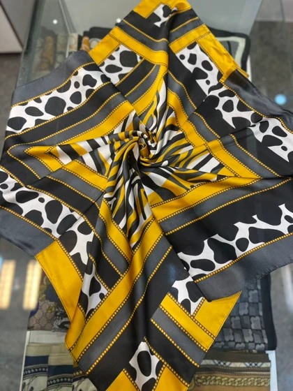 مینی اسکارف داتای