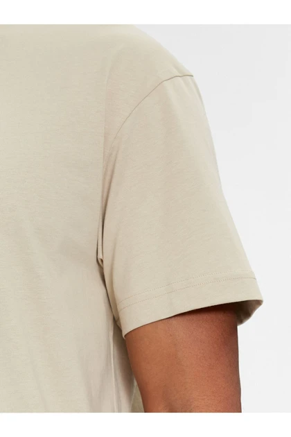 تیشرت مردانه calvin-klein