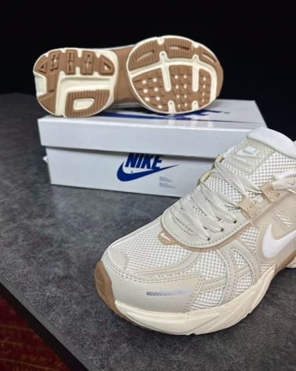 کتانی نایک مدل v2k