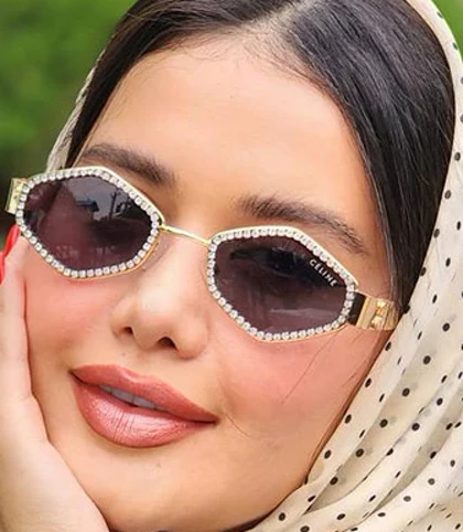 عینک آفتابی زنانه مدل درخشان کد 9884 علیدسا