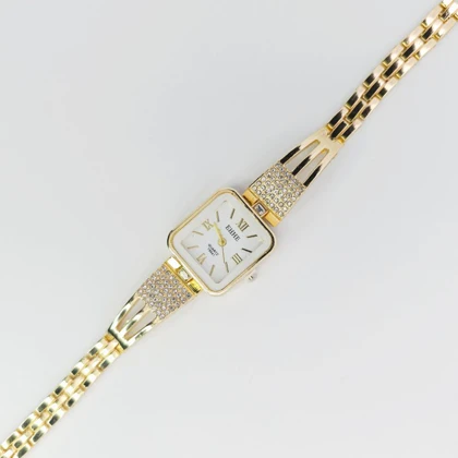 ساعت مچی زنانه مجلسی EHHE نگین‌دار با موتور کوارتز