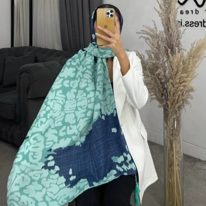 شال منگوله‌دار