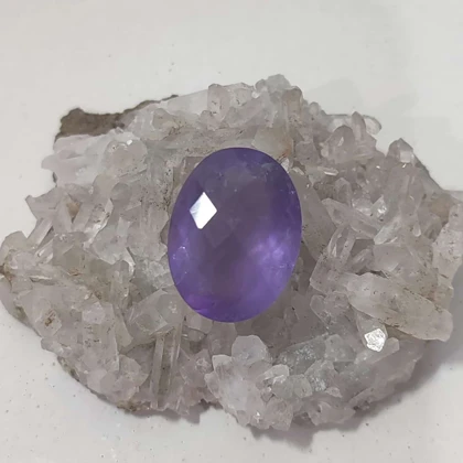 سنگ آمیتیست تراش جواهری کد 8 (15 قیراطی)