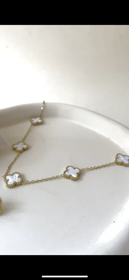 گردنبند پنج گل