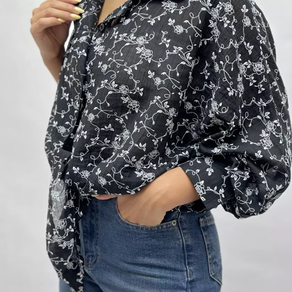 شومیز زنانه کراپ شیشه ای گل 002911247926