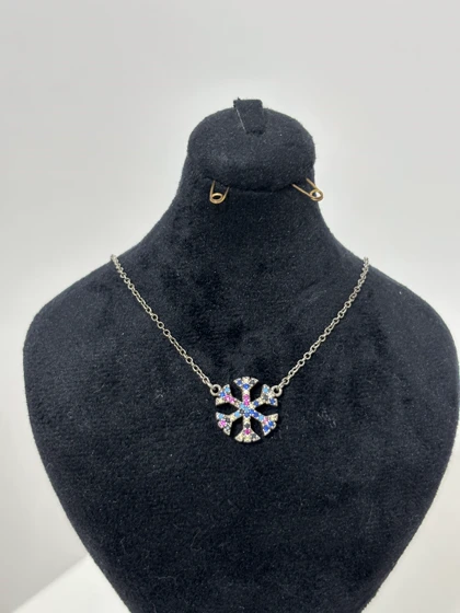 گردنبند نقره زنانه دونه برفی نگینی 989