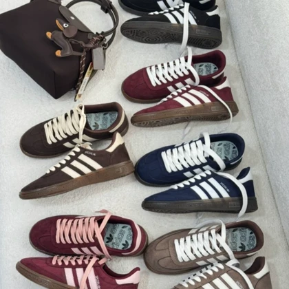 ونس آدیداس اسپشیال391