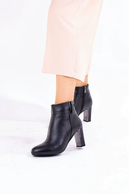 بوت و نیم بوت زنانه venus