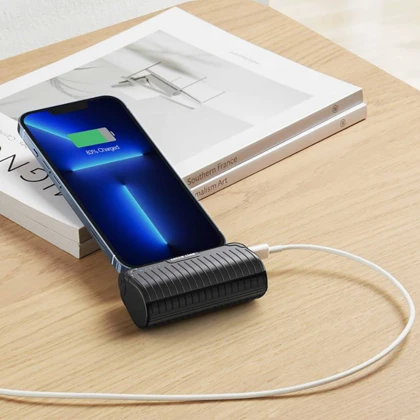 پاور بانک 5000 گرین لاین مدل GL-PB65 خروجی لایتنینگ 20 وات