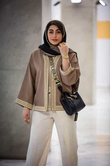 مانتو کرسپو کتی خرجکار کنفی