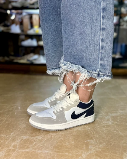 کتانی ورزشی زنانه مدل جردن 1 (برند کاپلان)