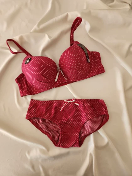 ست سوتین و شورت نخی جکدار فنردار CHANVIEN LEEN کد: 2210