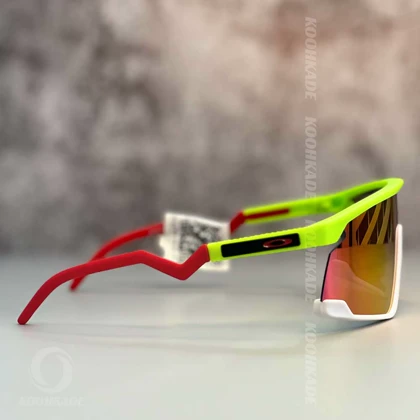 عینک OAKLEY SUTRO GREEN 3 LENZ