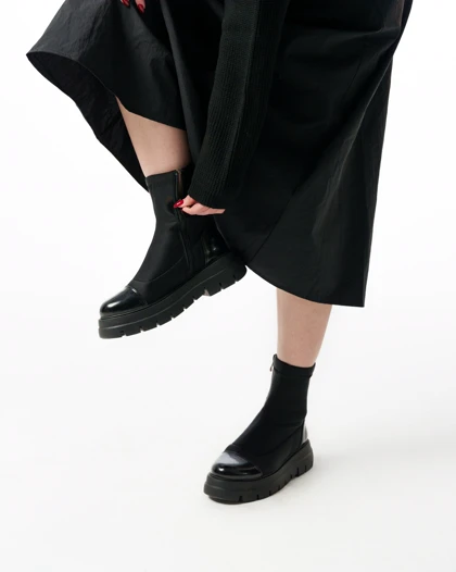 نیم بوت زنانه استرادیواریوس مدل 00013-Stradivarius-Flat-Ankle-Boots