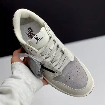 کفش نایک ایر جردن وان لو تراویس اسکات لویی ویتون کرم قهوه‌ای Nike Air Jordan 1 Low Travis Scott Louis Vuitton Brown