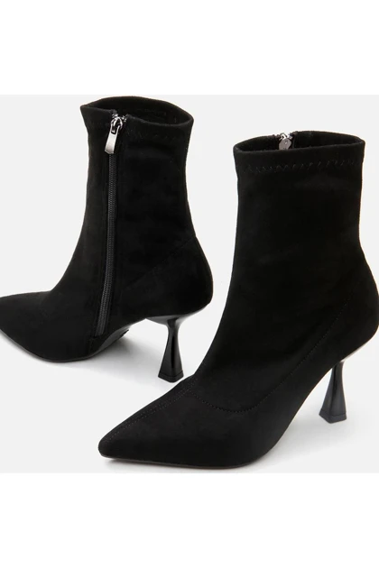 بوت و نیم بوت زنانه yaya-by-hotic yaya-by-hotic