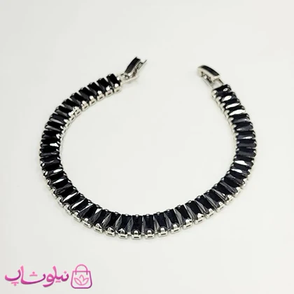 دستبند تنیسی زنانه نقره ای رنگ با نگین باگتی مشکی کد 450