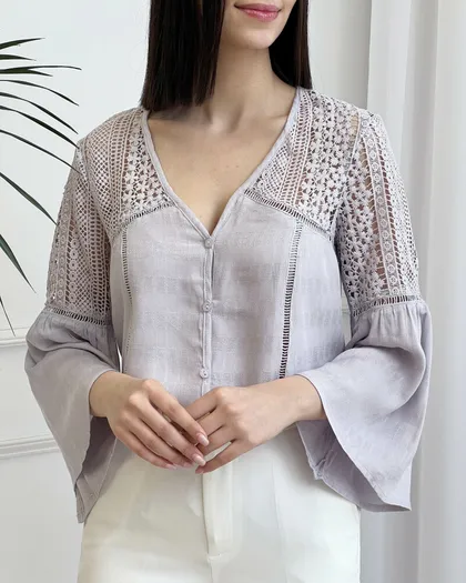 شومیز کاروینا