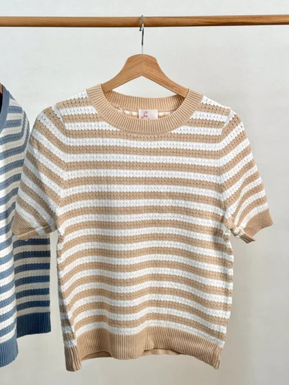 بافت راه راه یقه گرد