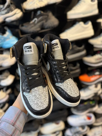 کتانی جردن وان وی دبل طرح دار