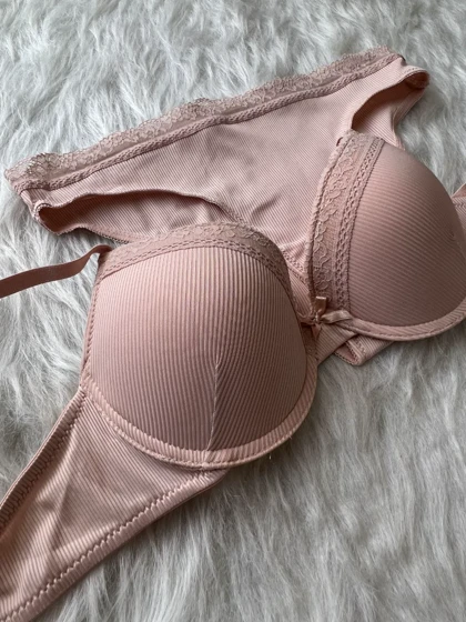 ست سوتین و شورت فنردار با جک کم NBB کد: 4616