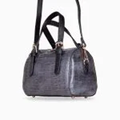 کیف چرم طبیعی طرح دار