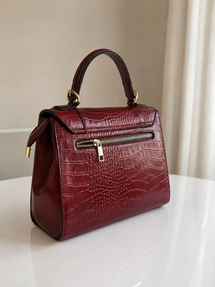 کیف زنانه چرم طبیعی زرشکی/sana123