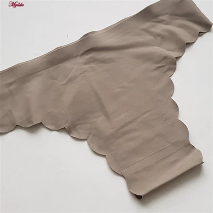 شورت زنانه هانا مدل لیزری قهوه ای تیره کد 4978