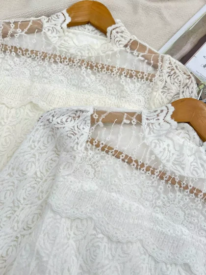 شومیز تمام دانتل کارشده طرح برجسته کد 5507