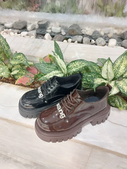 لوفر wang نگینی