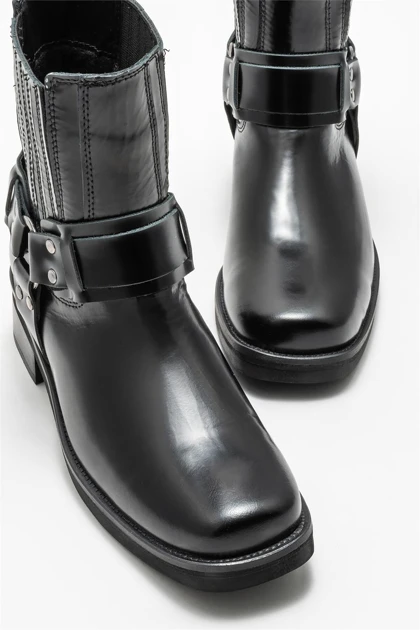 بوت و نیم بوت زنانه اورجینال elle