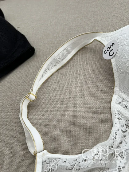 سوتین لایه نازک chan