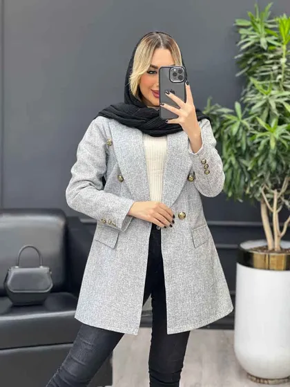 مانتو حصیری دکمه طلایی
